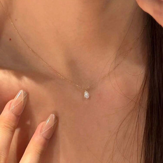 Elara Teardrop Necklace
