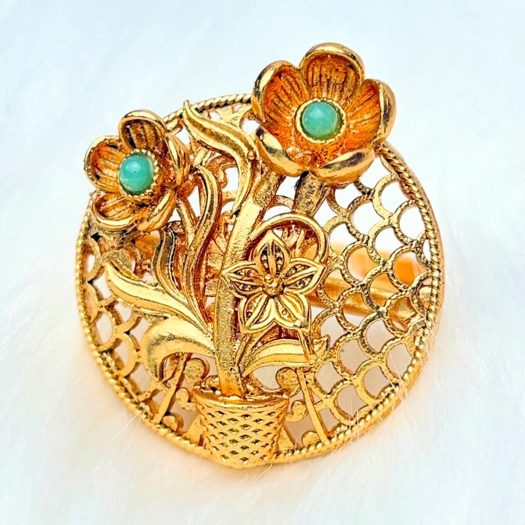 Stylish Floral Ring
