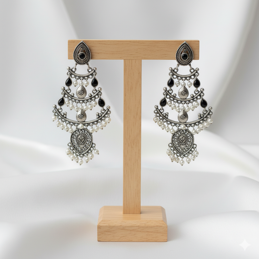 Mehrbaan Jhumka – Black