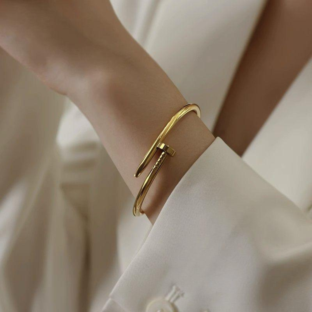 Top 5 Affordable Cuff Bracelets That Can Handle Daily Wear (No Tarnish!) ,The Viora Guide