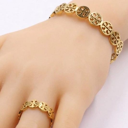 Clasped ,Handcuff with ring