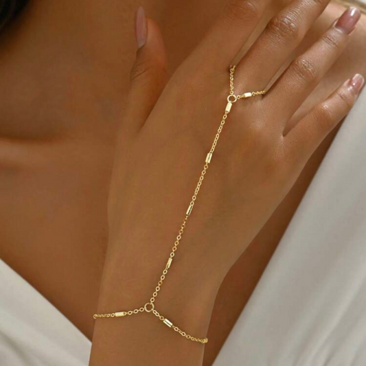 Amoura Bracelet