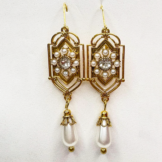 Golden oval earrings