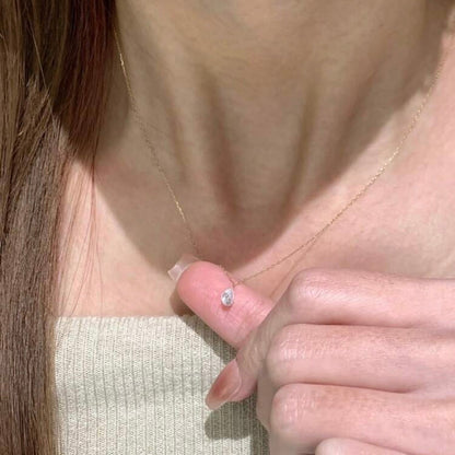 Elara Teardrop Necklace