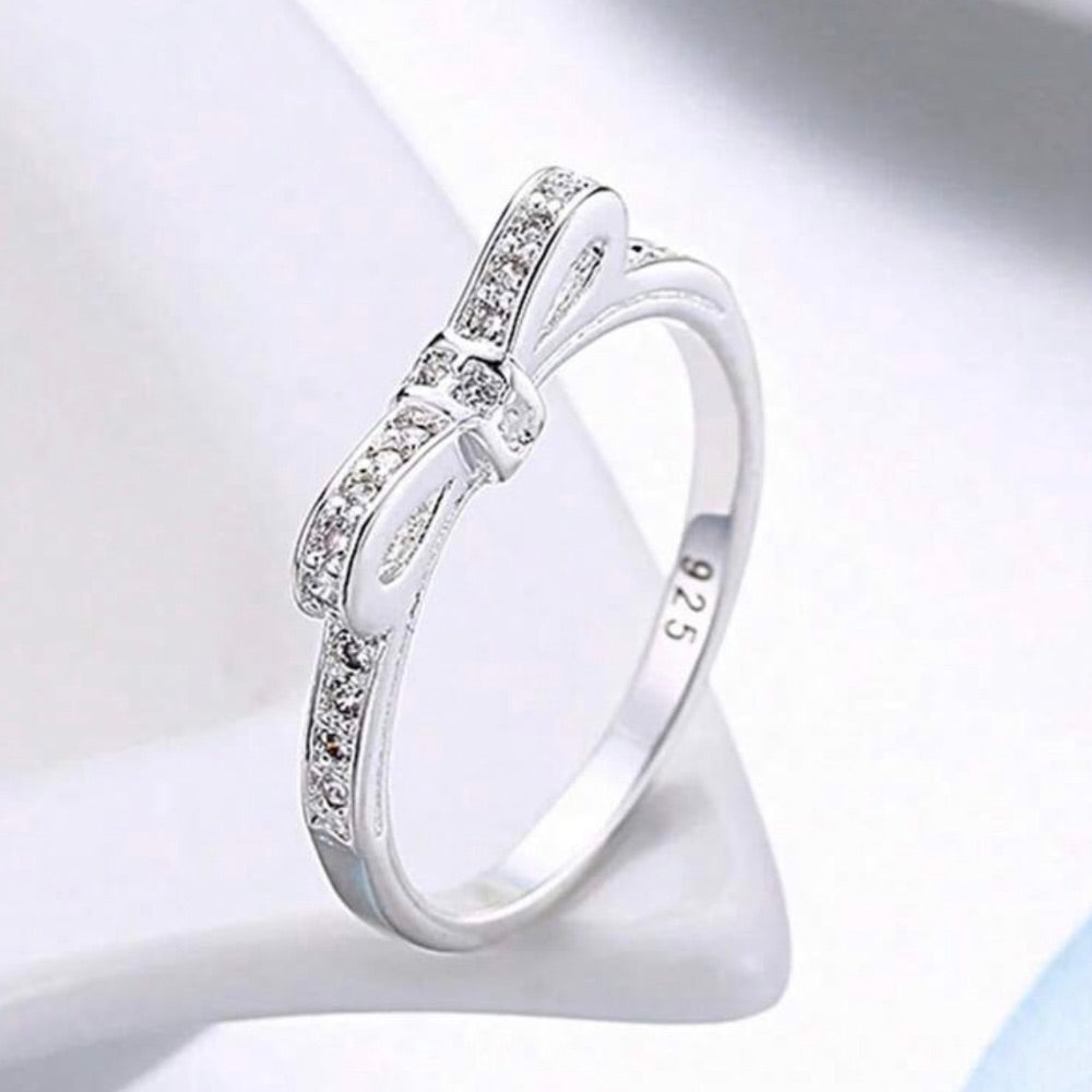 Bow Glow Ring