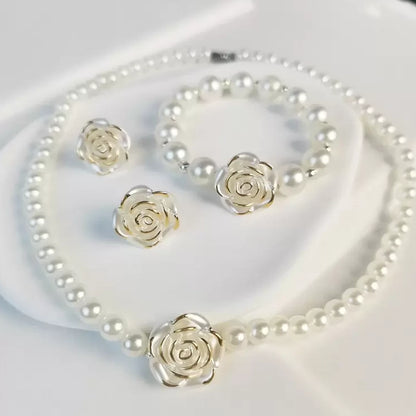 Pearlaire, White Pearl Set