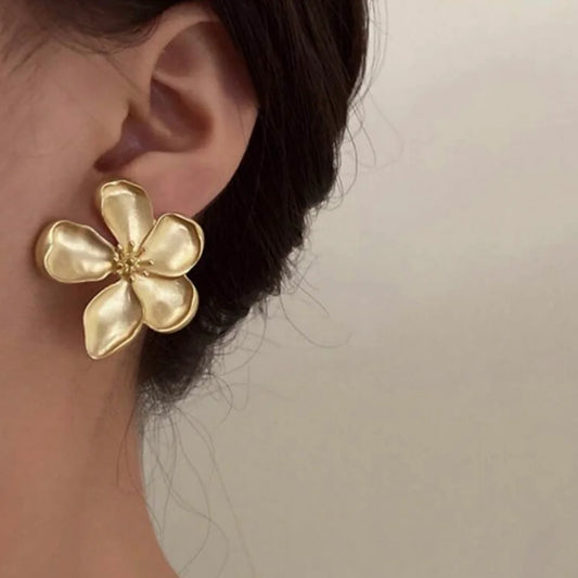 Retro Gold, Flower Retro Style Earrings (gold)