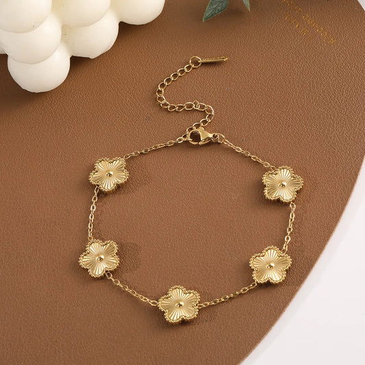Clover bracelet