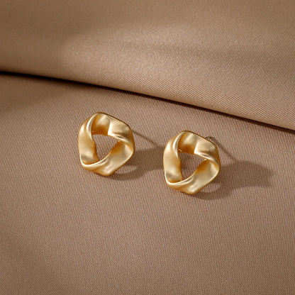 Twist Studs