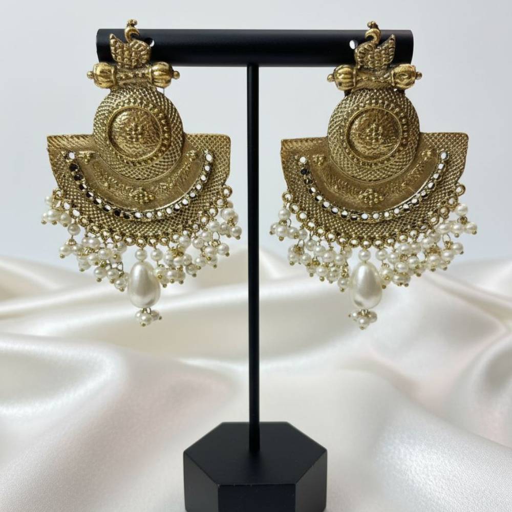 Chamakdar Jhumka