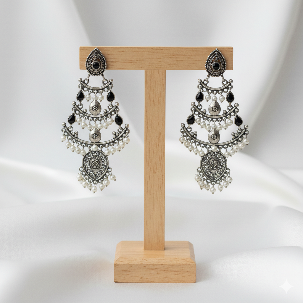Mehrbaan Jhumka – Black